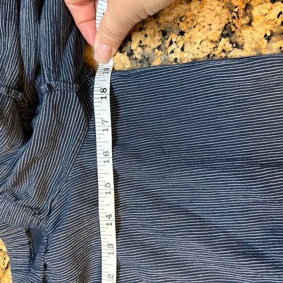 Madewell $98 off-the-shoulder bell-sleeve dress Size2 G3457 In Deep Navy - Picture 9 of 10